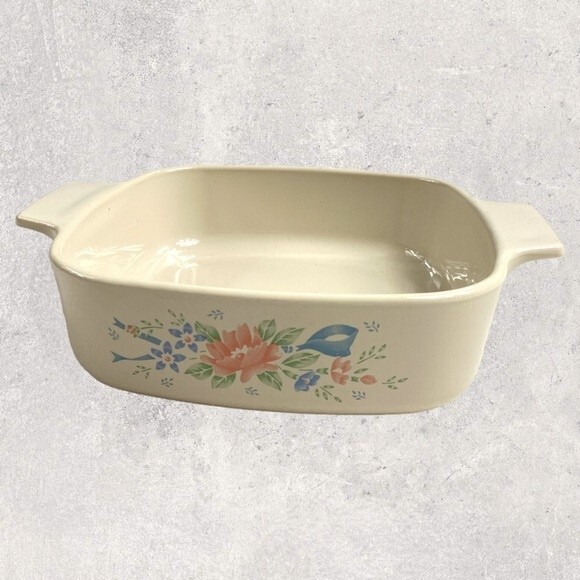 Corningware 1 Liter Servware - Picture 1 of 5